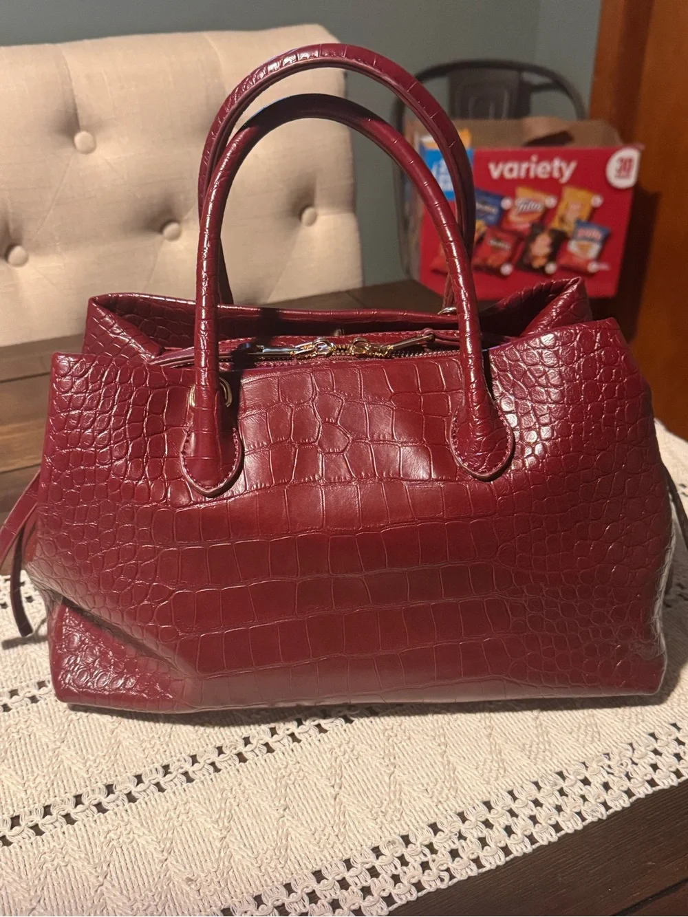 Women's Croc-Embossed Satchel Handbag - Wine Red